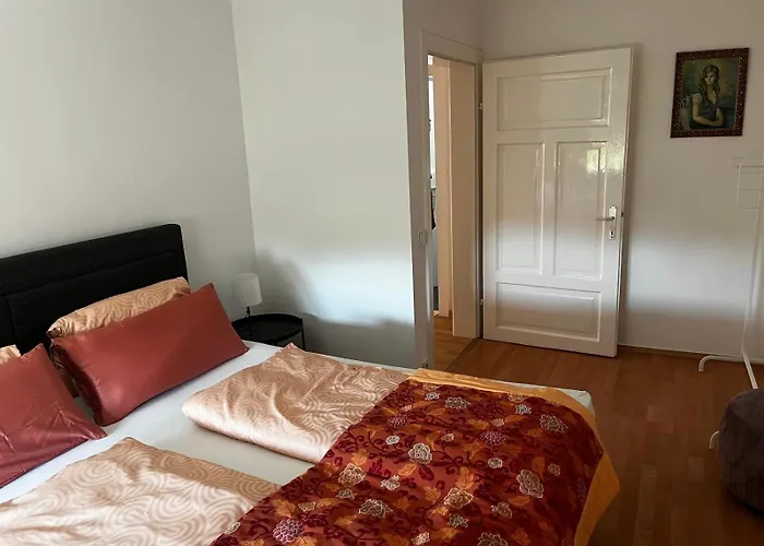 80m2 Am Kreuzbergl דירה *