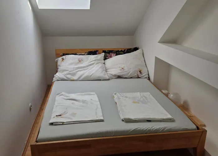 80m2 Am Kreuzbergl 公寓 *